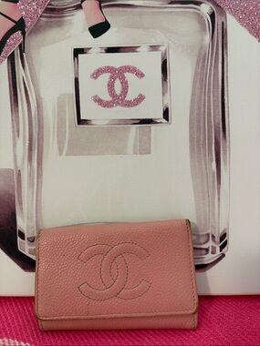 CHANEL Pink Caviar Leather key case